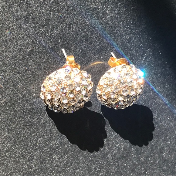 GORGEOUS Crystal Earrings - NWOT! - Picture 6 of 8